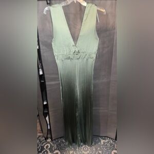 Abercrombie & Fitch Sage Green pleated jumpsuits